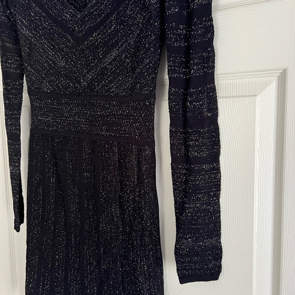 Guess Elegant Black and Gold Long Sleeve Dress - Picture 3 of 8